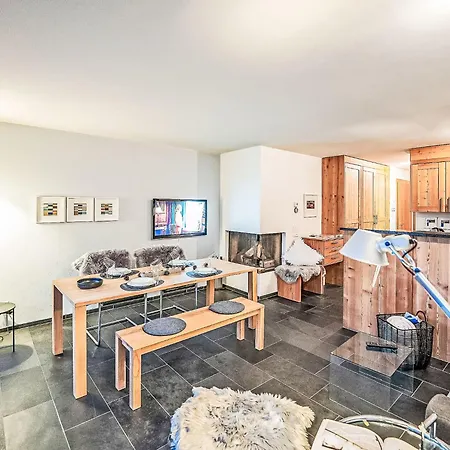 Chesa Promulins By Interhome Apartamento Samedan